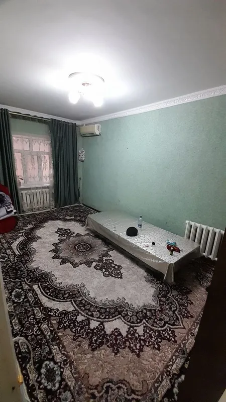 1 xona kvartira sotiladi 2 xonadek razdelni