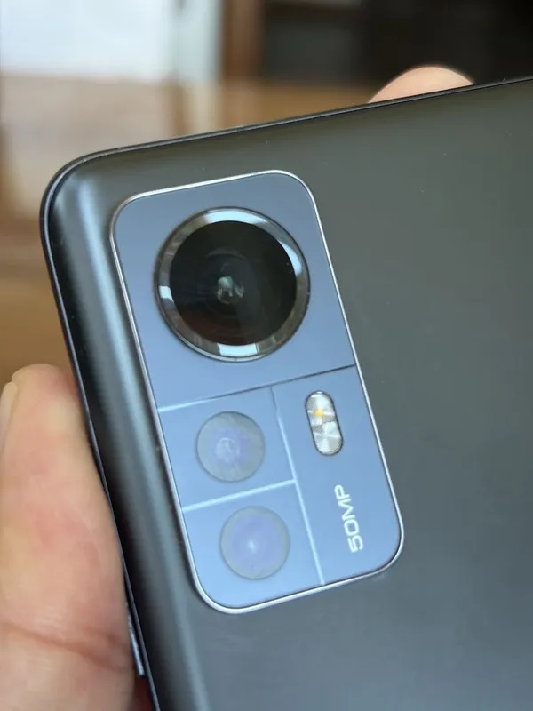 Xiaomi 12x 8/256 sotiladi. Ideal, 2ta IMEI o'tgan