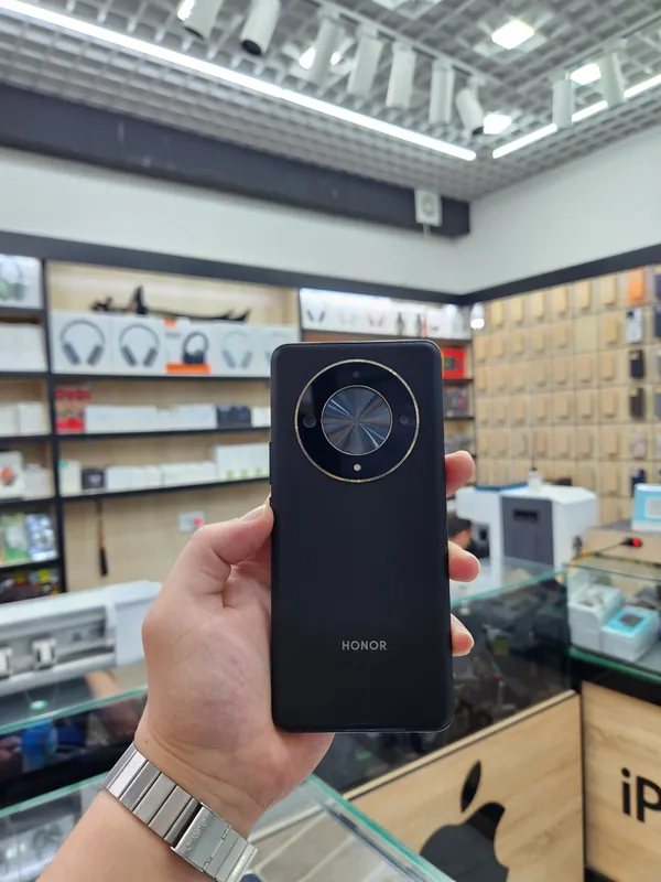 Honor X9B 1 Honor X9B 1