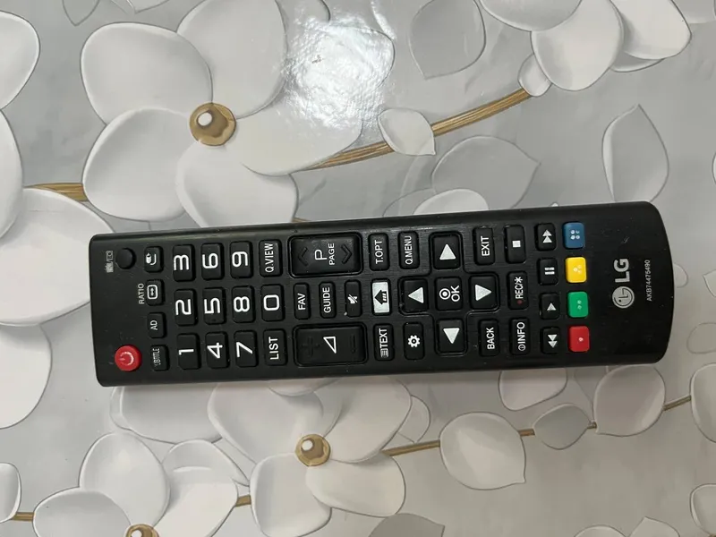 LG Smart TV 2 LG Smart TV 2