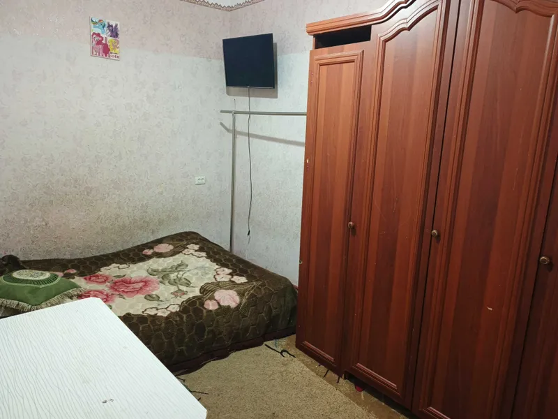 Срочно! 2к у метро Космонавтов, свой двор(огород), от собственника — фото 3