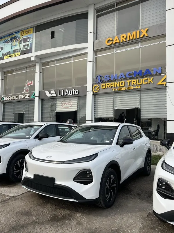 Changan Nevo Q05 EV 405km NEW — фото 2