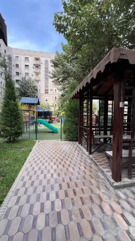 2 xonali kvartira, 60 m2, Yakkasaroy 2