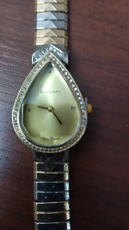 Продаются женские наручные часы. 3