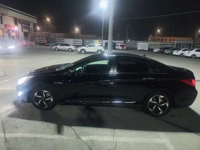 Hyundai Sonata в отличном состоянии 1 Hyundai Sonata в отличном состоянии 1
