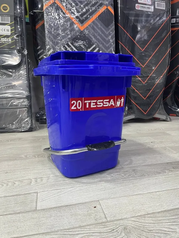 Мусорный бак Tessa. 20 литров