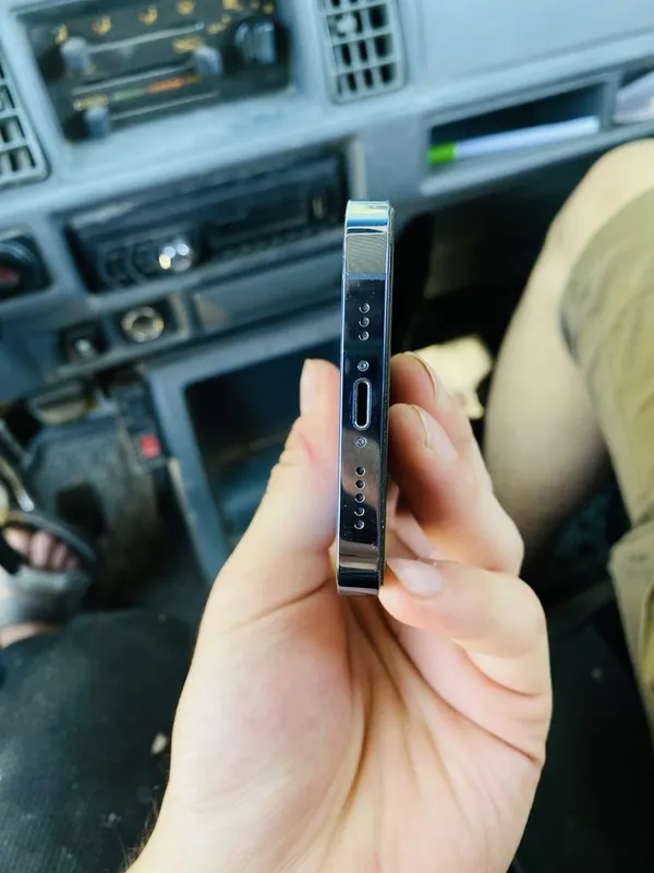 Iphone 13 pro sotladi ideal holatda narxi yana kelishilinadi — фото 4