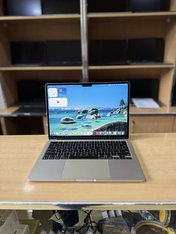 Yangidek 100% 46 sikl Macbook Air M4 16/256 13'6 — фото 1