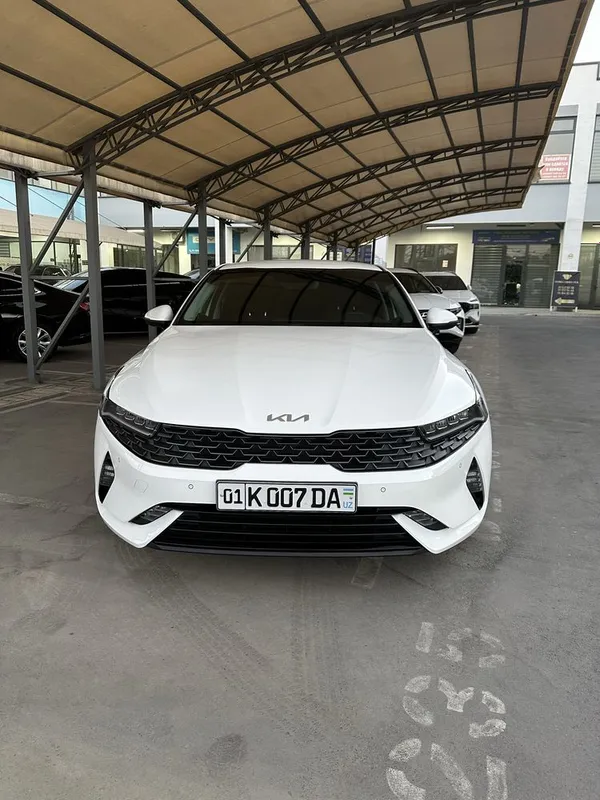 Kia k5 comfort + 2 Kia k5 comfort + 2