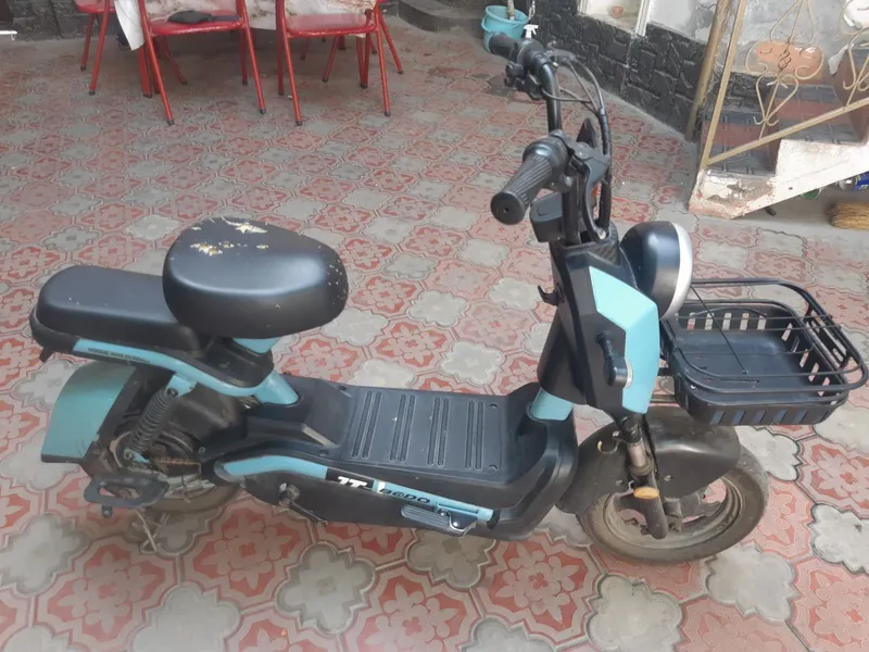 Skuter bongo moto — фото 3