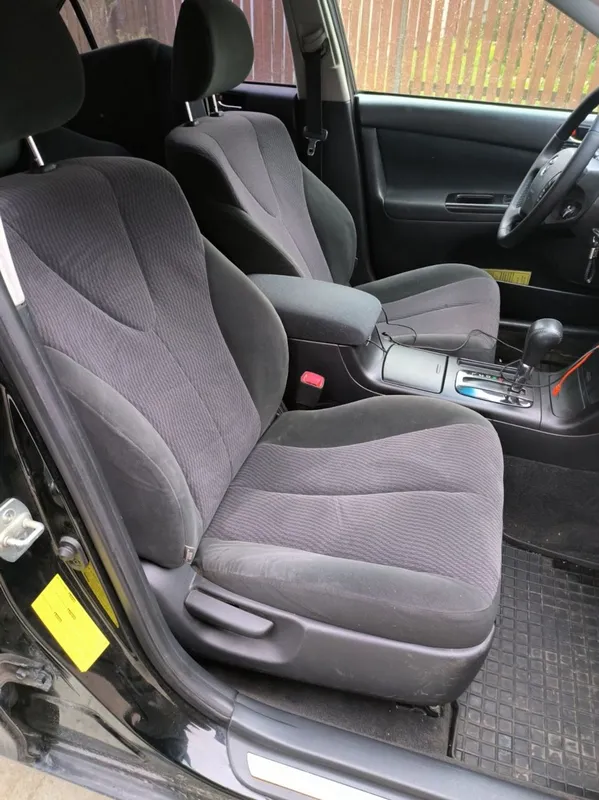 Продам сиденья от CAMRY 40 3 Продам сиденья от CAMRY 40 3