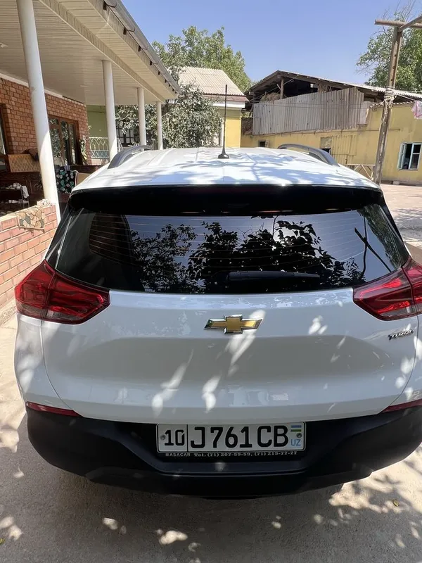 Chevrolet Tracker 2 ls 5