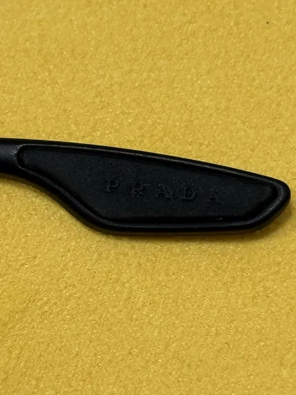 Солнцезащитные очки от PRADA (polarized) 5 Солнцезащитные очки от PRADA (polarized) 5