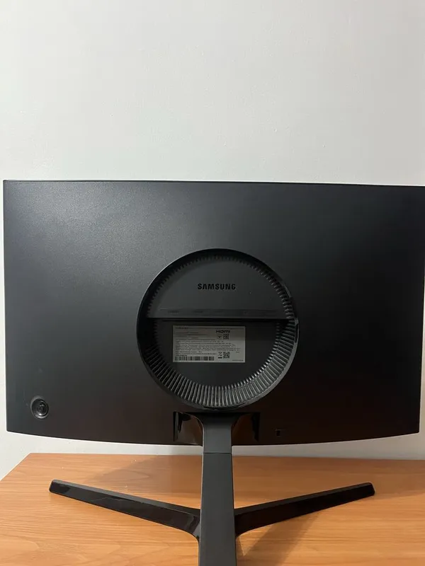 Монитор Samsung 24-(144гц) — фото 2