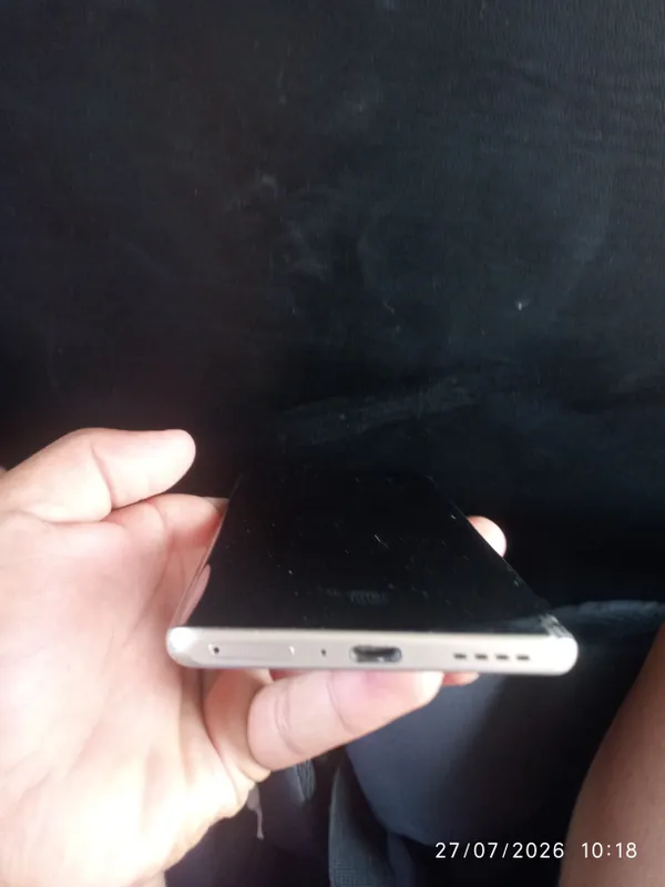 Infinix not 40 c 3