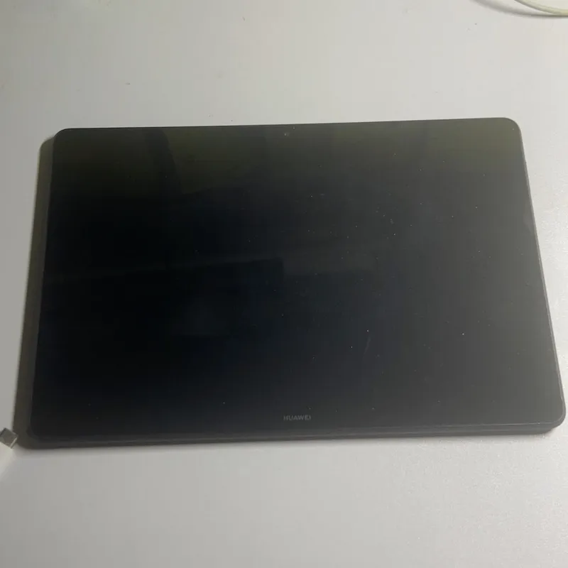 Huawei MediaPad T5 plansheti 1 Huawei MediaPad T5 plansheti 1