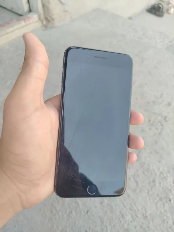 Iphone 8+ 256 g aybi batarey alishgan pubg 60 fps 1