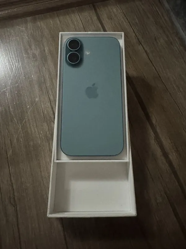 iphone 16 Teal 128 gb sim- esim 92% karobka dokument ideal 1 iphone 16 Teal 128 gb sim- esim 92% karobka dokument ideal 1