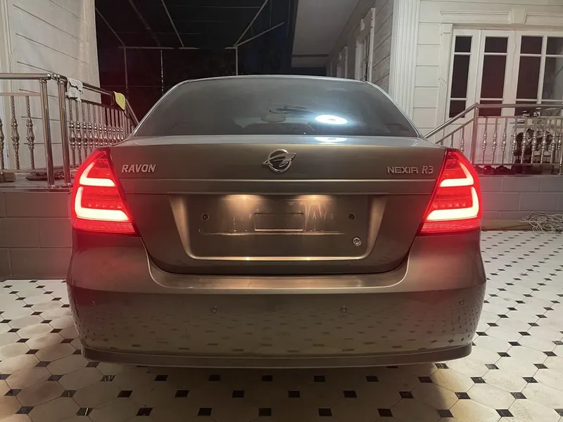 Lexus stop Nexia 3