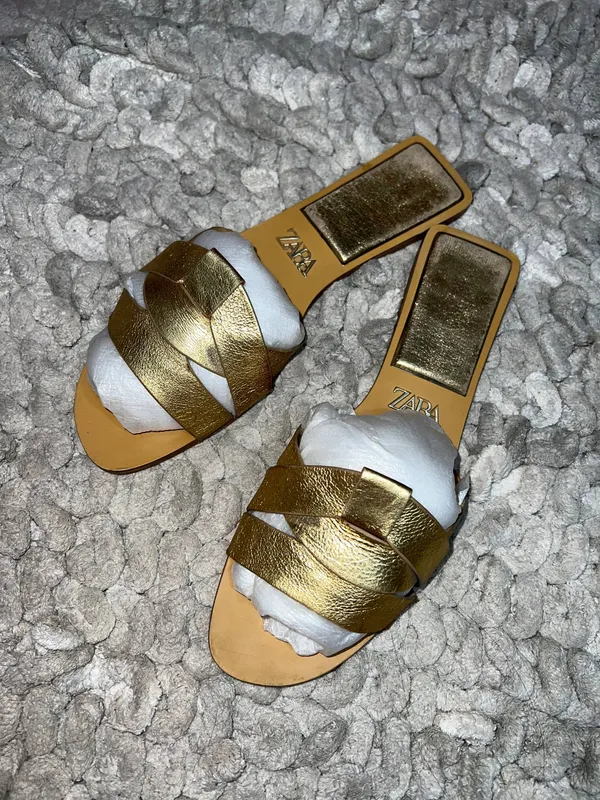 Шлепки Zara original Кожа, Размер 42 2 Шлепки Zara original Кожа, Размер 42 2