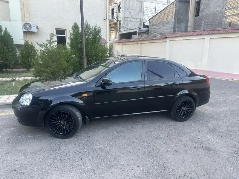 Lassetti laseti gm shevrolet lacetti 4