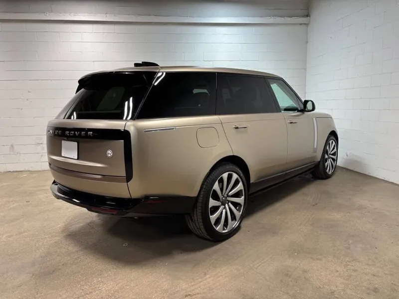 Land Rover Range Rover P615 SV LWB 3 Land Rover Range Rover P615 SV LWB 3