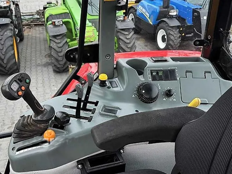 Трактор колесный McCormick MC100 8