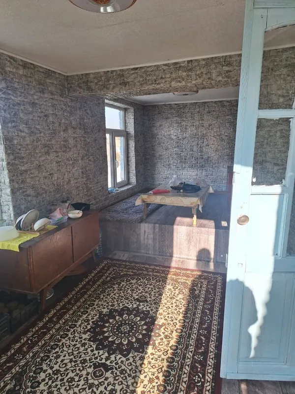 Продаётся 2-х комнатный дом возле базара 1 Продаётся 2-х комнатный дом возле базара 1