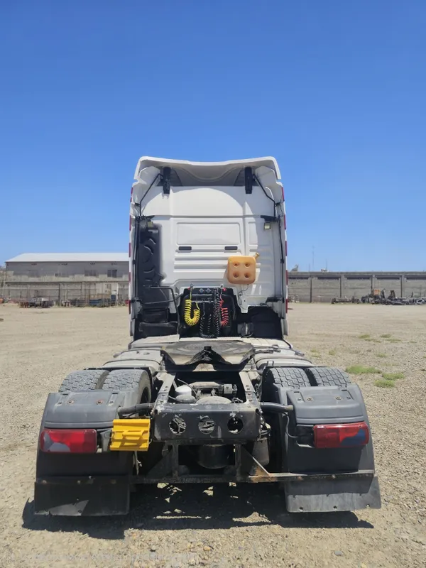 MAN TGX 18.400 тягач 2 MAN TGX 18.400 тягач 2