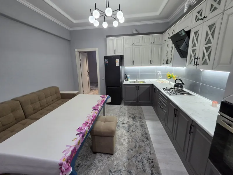 Ijaraga uy beriladi 2 maktab oldida 5