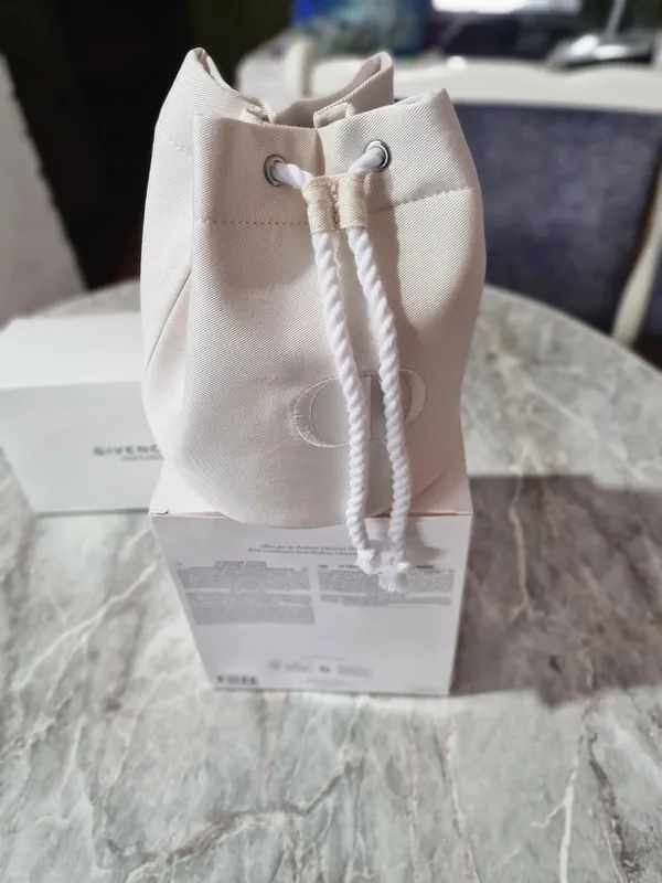Косметичка Dior оригинал — фото 1