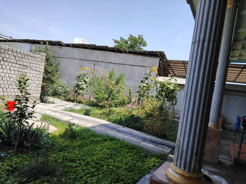 Hovli sotiladi sergeli Honobotda 2 Hovli sotiladi sergeli Honobotda 2