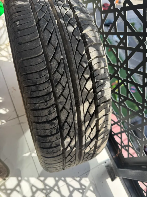 Zapas balon lasettidan qopketgan