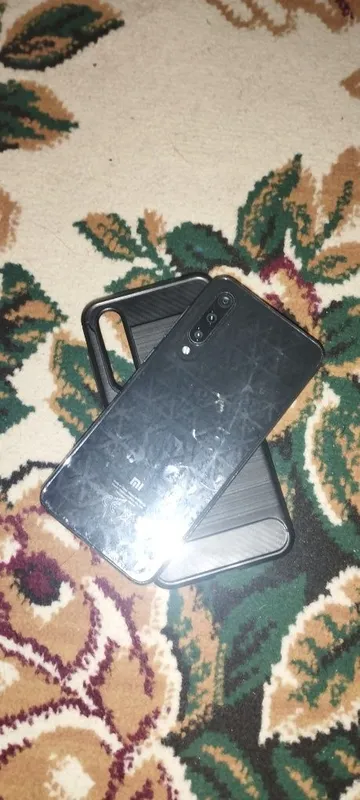 Xiaomi mi 9 SE Сатылады 500 мы сом