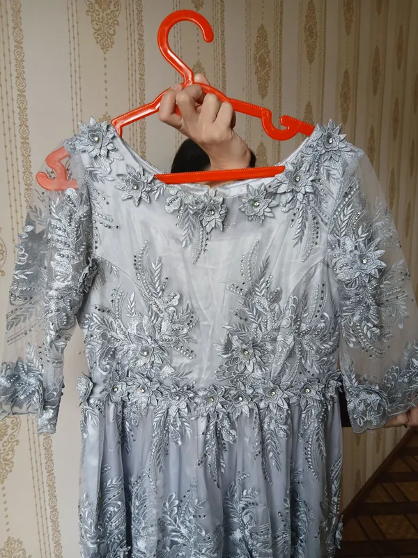 toʻy libosi razmeri 46-48
