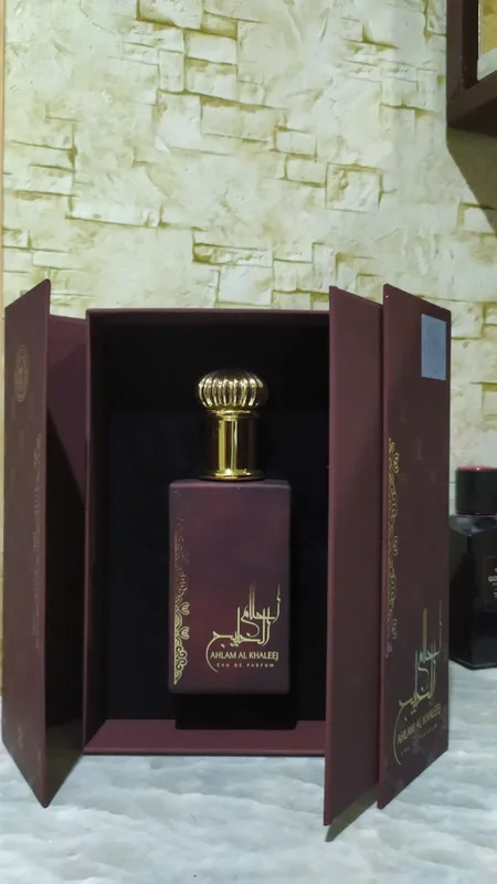 Парфюмерная вода Ahlam Al Khaleej Ard Al Zaafaran