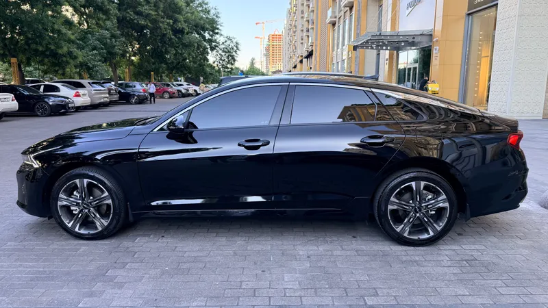 Kia K5 komfort special 2.0L 9