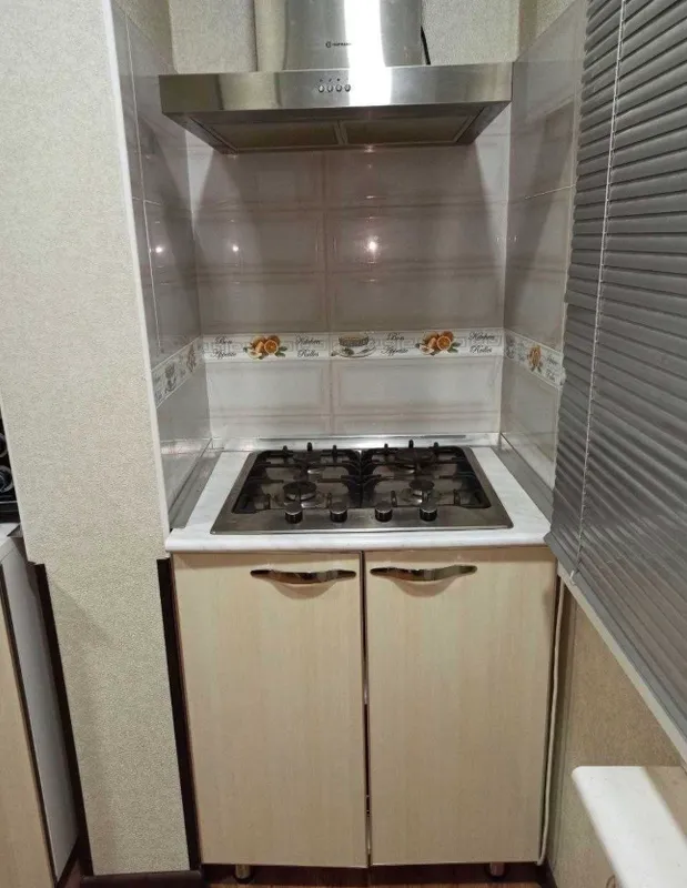 2/4/4 · Mirzo Ulug'bek · ID:4972 6