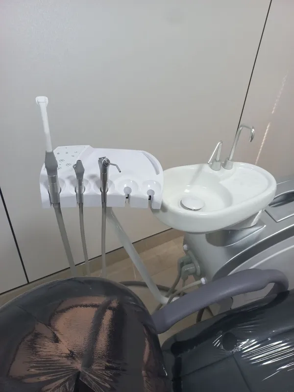 Stomatologik kreslo 4 Stomatologik kreslo 4