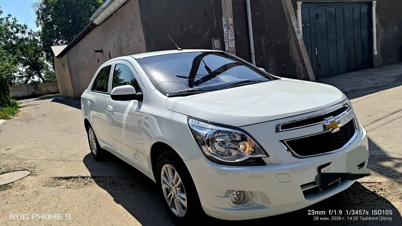 Chevrolet cobalt 2025 3