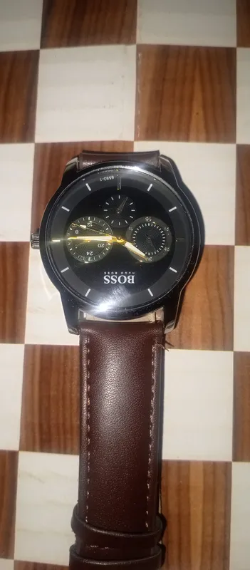 Hugo boss kojalik modeli tunda strelkalari yonadi — фото 4