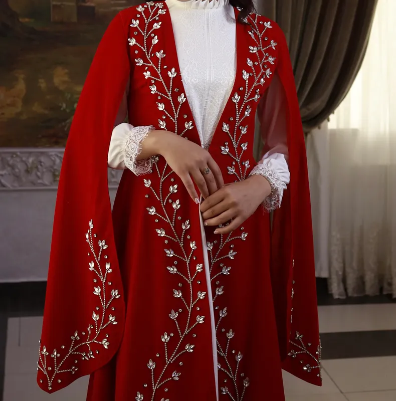Kelin koylak sotiladi 1 200 (bir mllion ikki yuz).