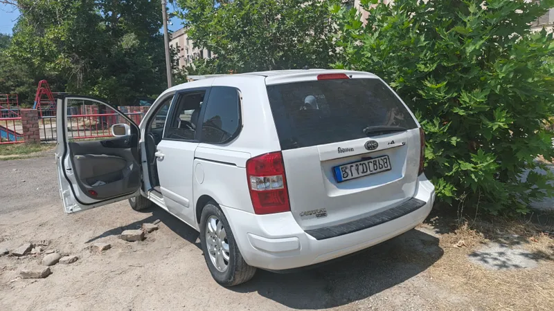 Киа карнавал 2