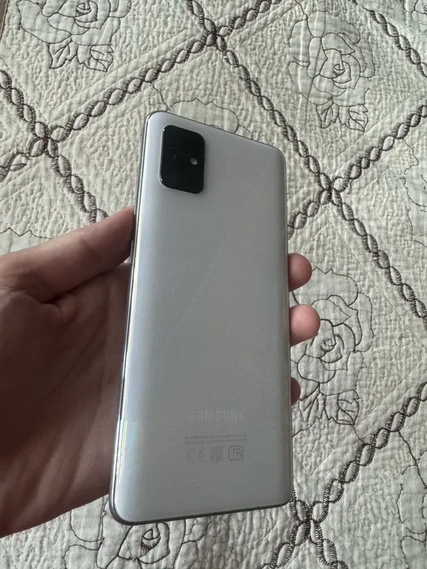 Samsung A 51 ideal holatda sotiladi 2