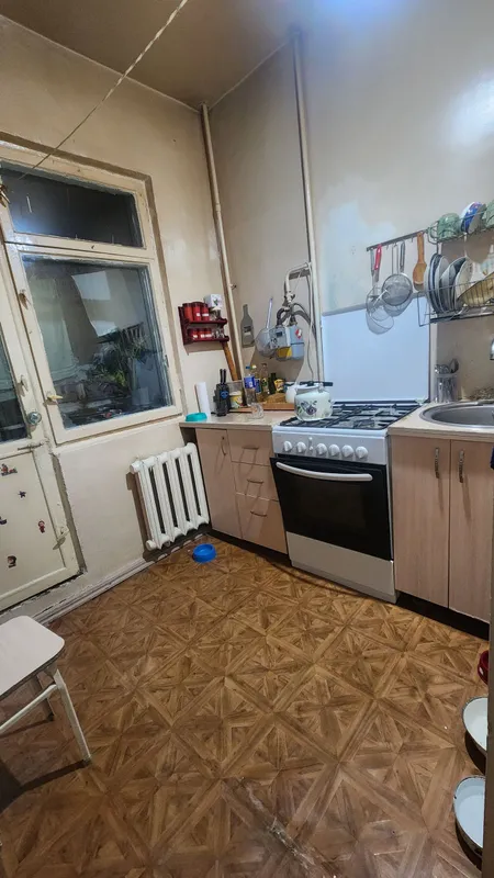 продам яккасарай район. двух комнатная