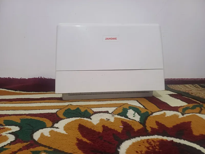 Janome 350 vishevka mashinka 1 Janome 350 vishevka mashinka 1