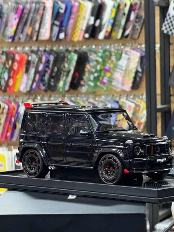 1:18 g63 Rocket 900 kolleksion modeli 2