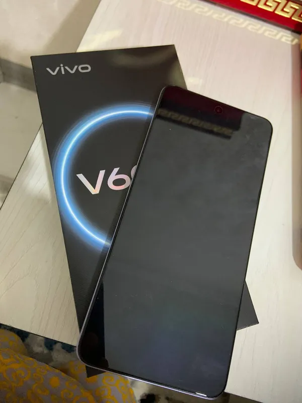 Vivo V60 lite (256 GB), yangi 1 oy ishlatilgan — фото 1
