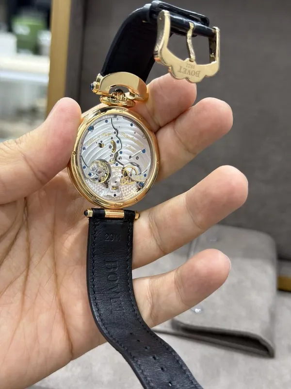 Bovet 19Thirty 18K 4