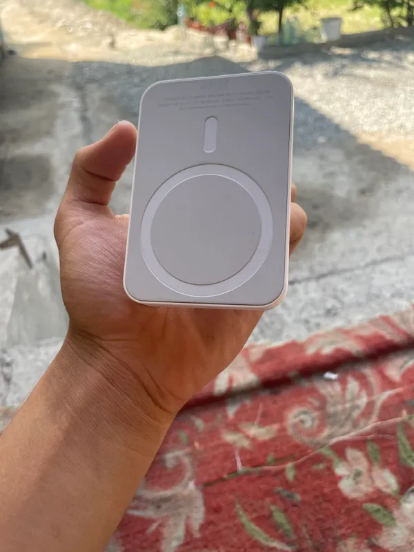 MagSafe narxi 250 ming som — фото 1